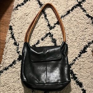 Frye&Co Black Leather Shoulder Bag
